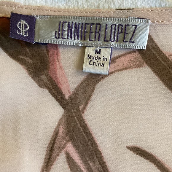 Jennifer Lopez sheer loose style Top - Picture 6 of 7